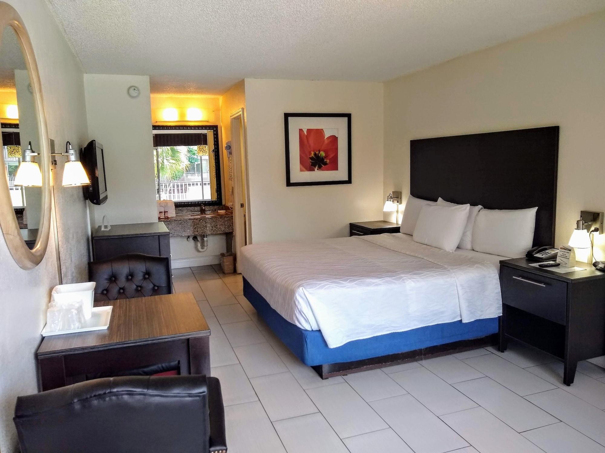 Red Carpet Inn Airport Fort Lauderdale Bagian luar foto